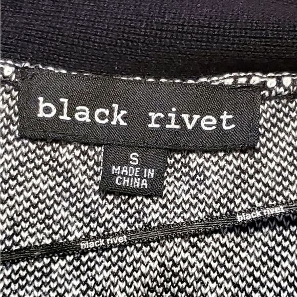 Black Rivet Cardigan - Size S - Picture 7 of 8